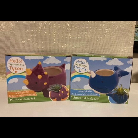 2 Plant Pots (Animals) - Picture 4 of 7